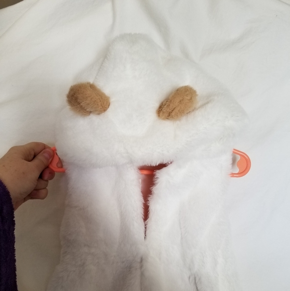 First Impressions Bear Hooded White Faux Fur Vest 18 Months - Picture 6 of 12